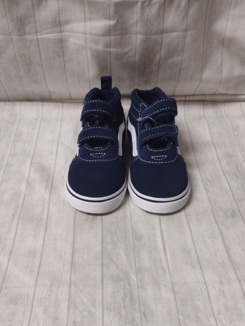 Vans Toddler's Navy and White Velcro Sneakers (J1089)
